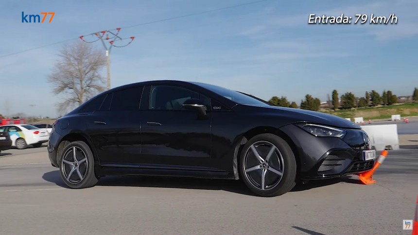 2023 Mercedes\-Benz EQE takes the moose test