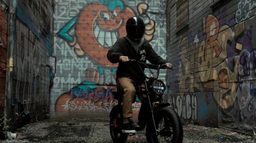 Graffiti E\-Bike