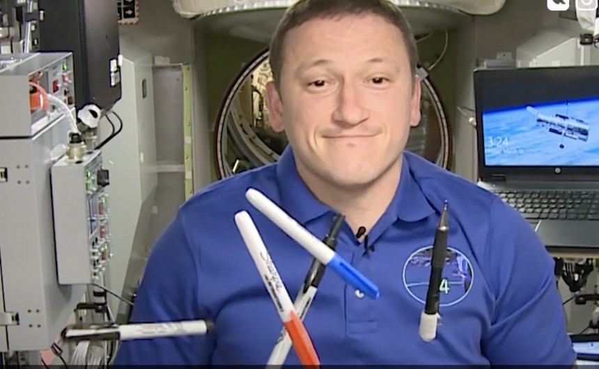 Floating writing tools on board ISS