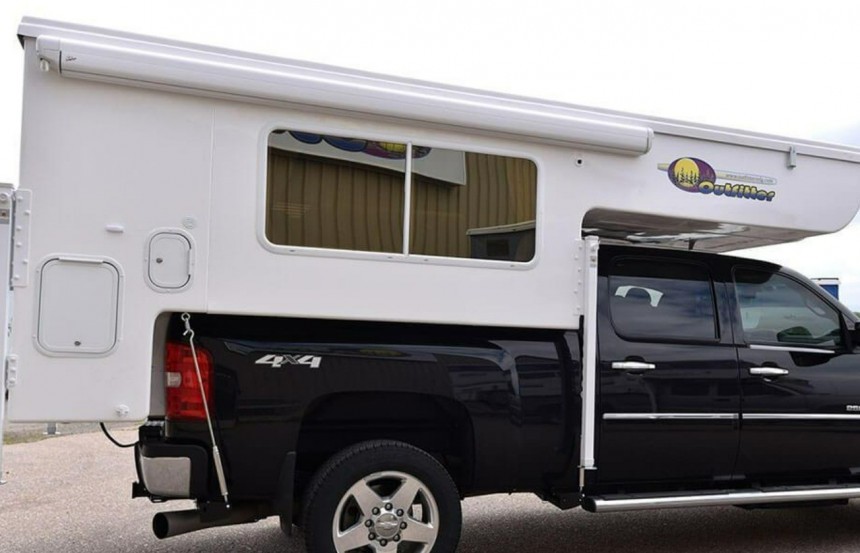 Apex 8 Short Bed Truck Camper