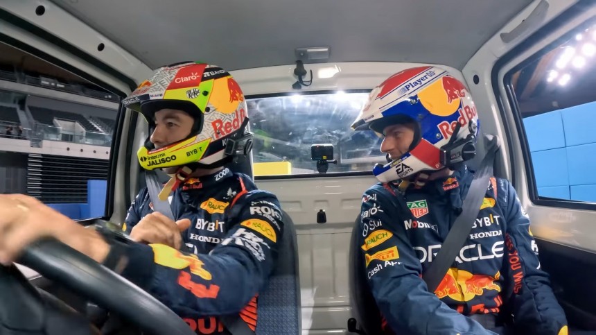 Red Bull, Alphatauri F1 drivers' Japanese off\-track adventure