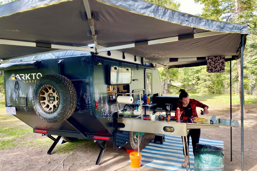 Arkto Campers G12 off\-road travel trailer