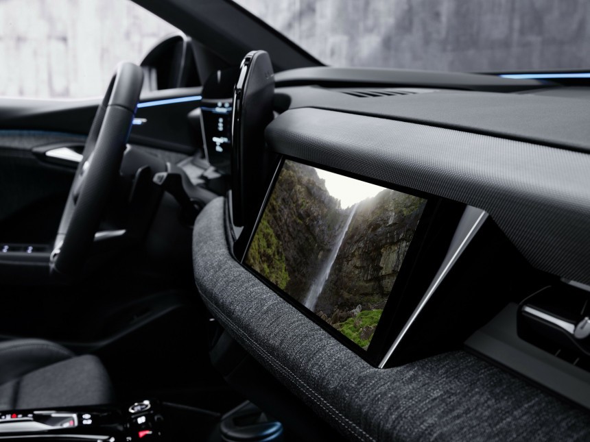 Audi Q6 e\-tron interior revealed