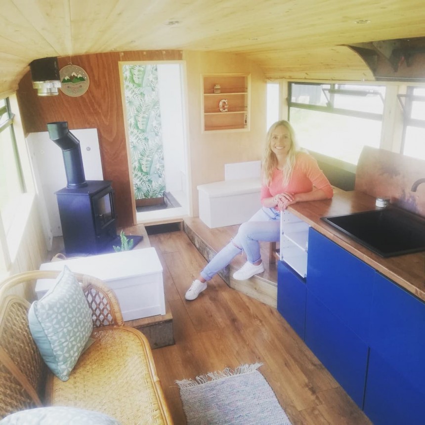 Gareth and Lamorna spent \$27,000 to convert a double\-decker into a spacious tiny home, including the price of the bus