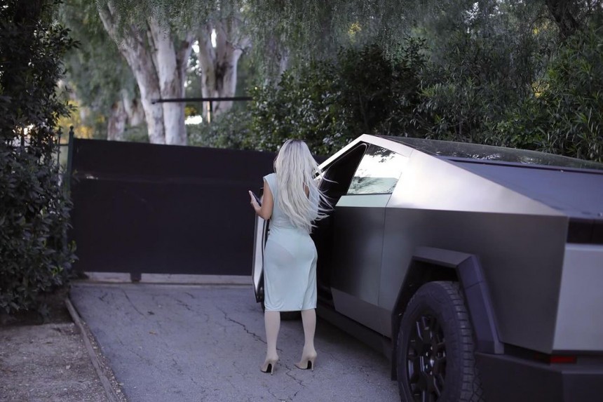 Kim Kardashian and her 5\-year\-old son Psalm have matching Cybertrucks now