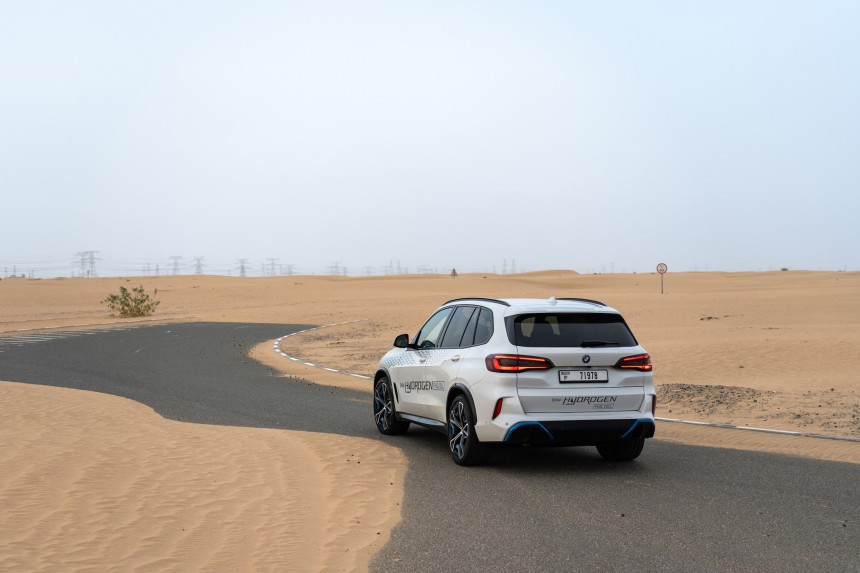 BMW iX5 goes hot\-weather testing in Dubai