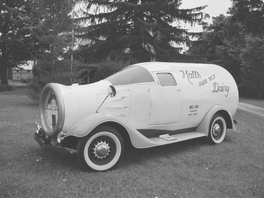 1930 REO milk truck