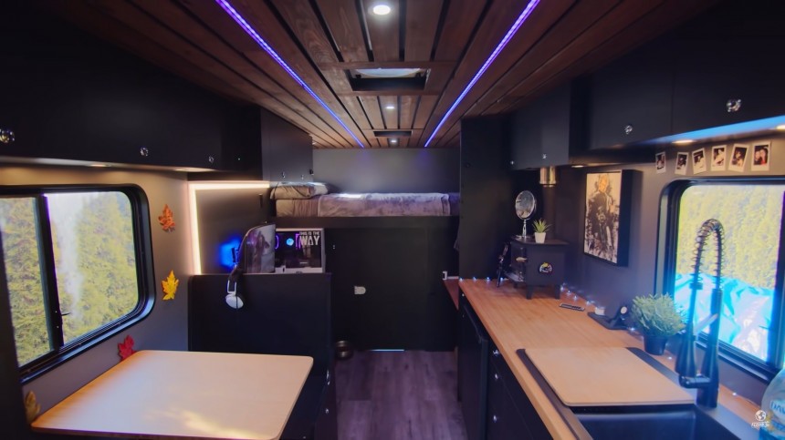Box Truck Becomes a DIY Modern Apartment on Wheels, Features a Solar\-Powered Gaming Setup