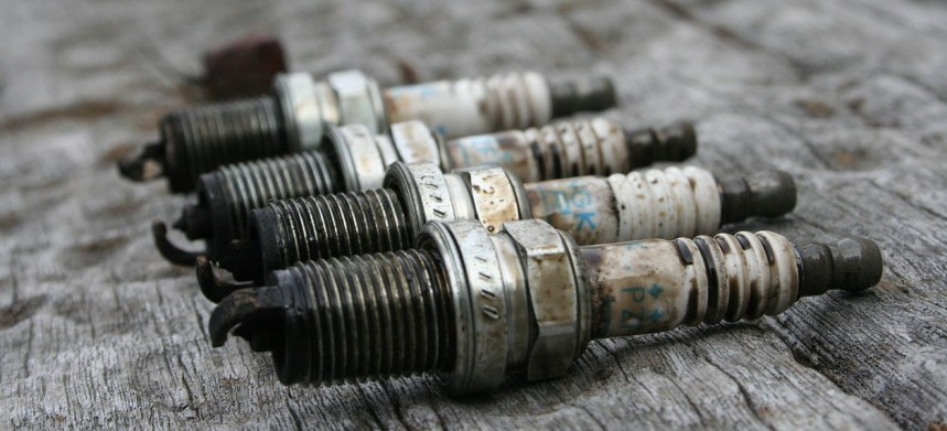 Used spark plugs\. You have used them for too long if yours look like this
