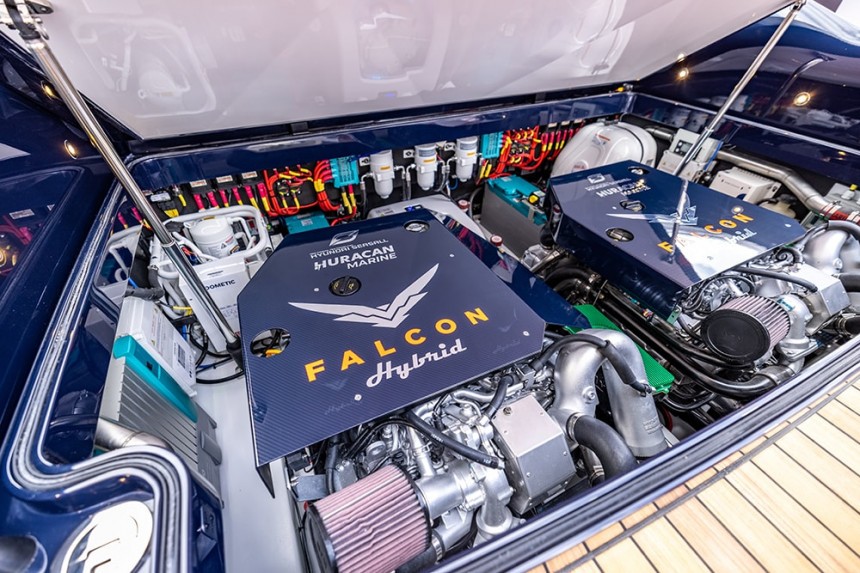 Falcon Hybrid Limousine