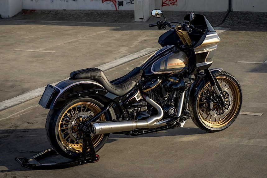 Harley\-Davidson Glatzzomobil