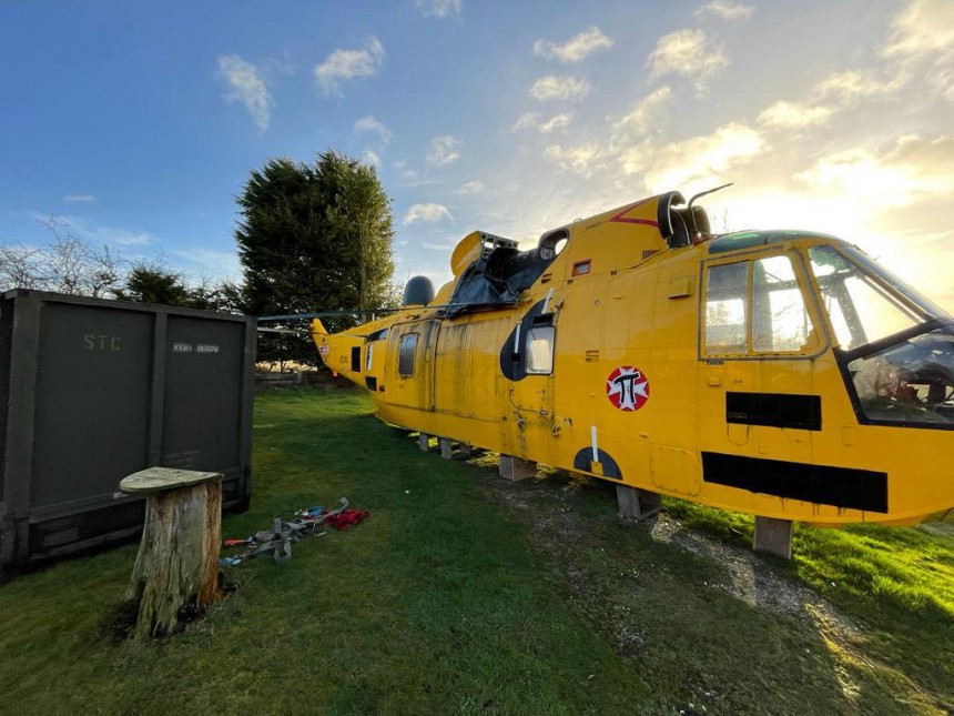 Glamping pods in England are actually ex\-RAF Sea King search\-and\-rescue helicopters