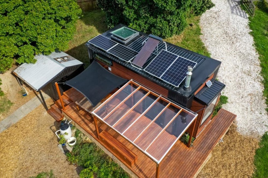 Tom and Caro's DIY tiny house build is fully off\-grid, packed with surprise features