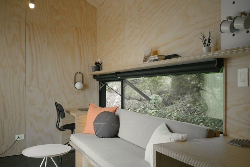 Elsewhere Cabin A, a minimalist tiny house designed for glamping off\-grid