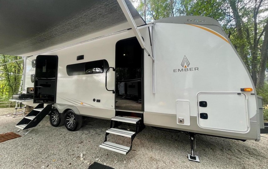 Touring Edition Travel Trailer