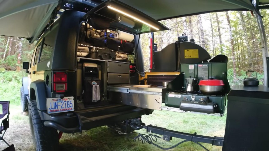 This Family Lives Full\-Time Off\-Road and Off\-Grid in an Ingenious Jeep and Trailer Setup