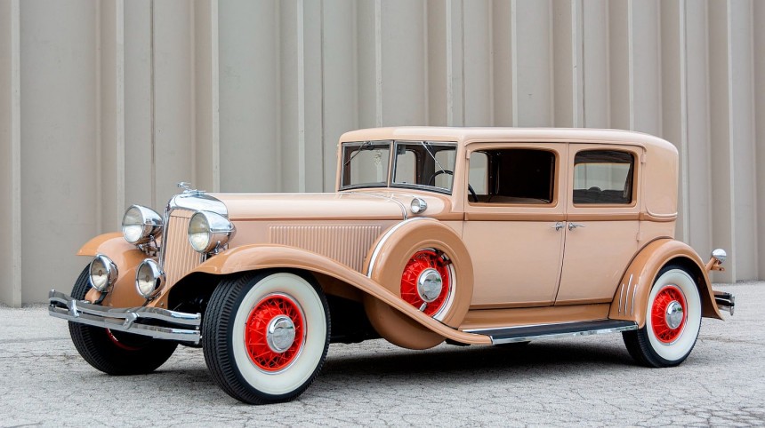 1931 Chrysler Imperial Sedan