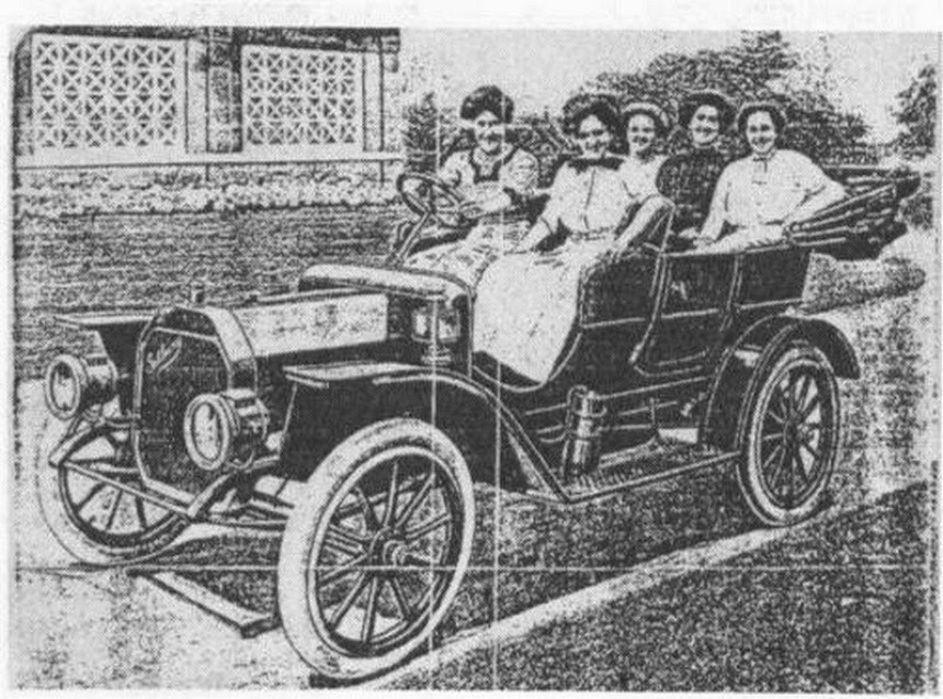 A Galloway was a women\-first automobile