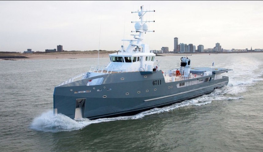 Dapple, launched as a superyacht explorer in 2014, now converted into hospital and shadow vessel
