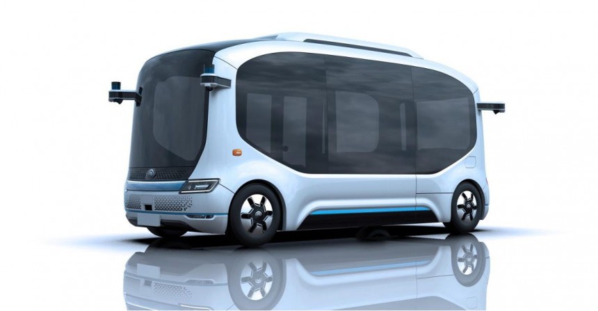 Wirelessly Charging Autonomous E\-Bus