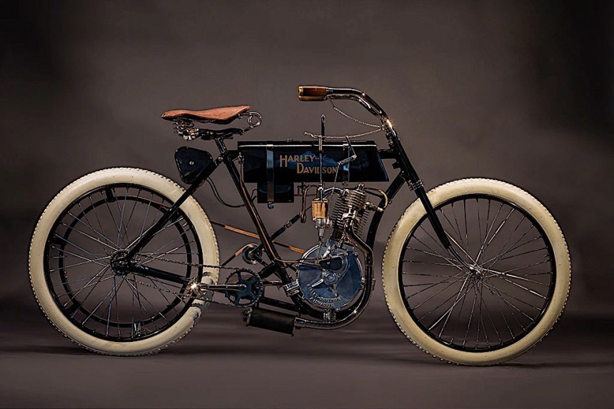 1903 Harley\-Davidson Number One \(Model 1 replica\)