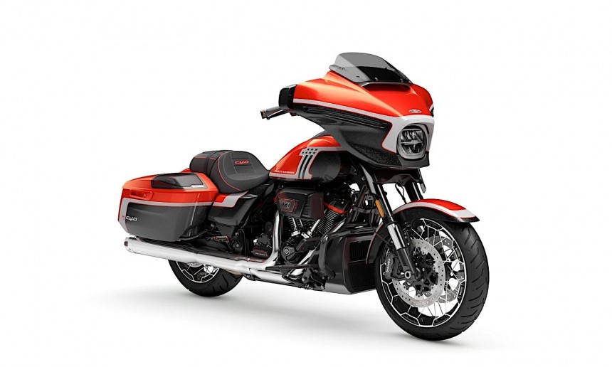 2024 Harley\-Davidson CVO Street Glide