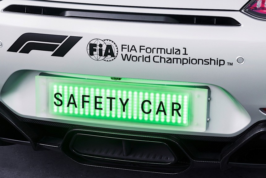 Mercedes\-AMG GT R Formula 1 Safety Car