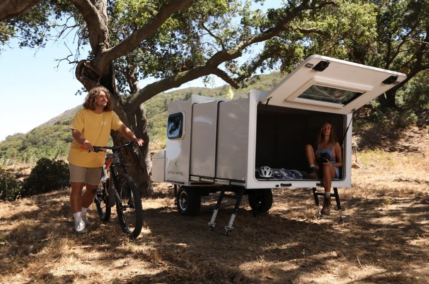 The Hitch Hotel trailer doubled its size in camp mode, to become a hotel room on wheels