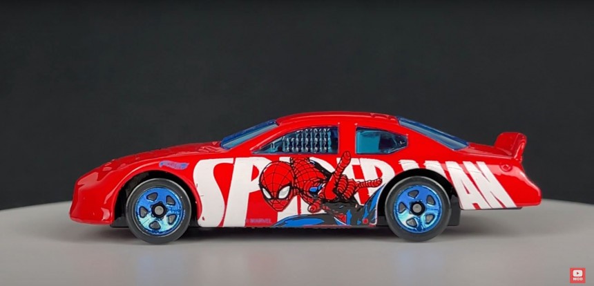 Hot Wheels Spider\-Man Series Depicts Both Heroes and Villains, Five Cars Are Included