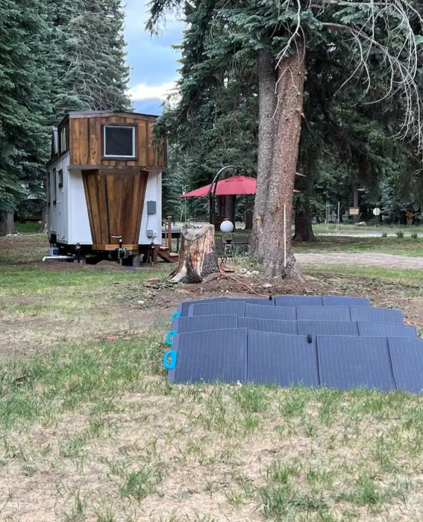 Airbnb Off\-Grid Tiny Home for Renting