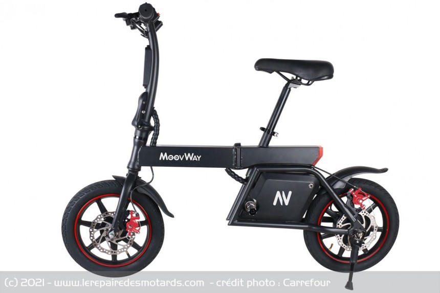The MoovWay is a foldable sitting e\-scooter with an unbeatable price and virtually zero use