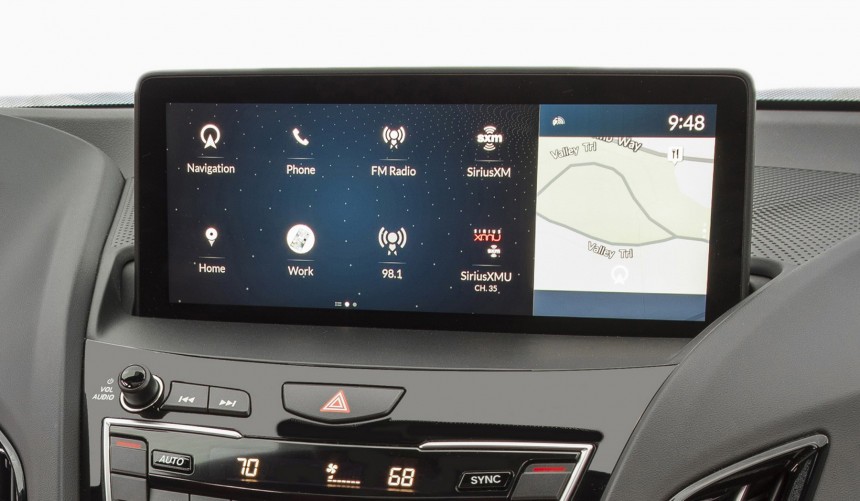 Acura RDX's 10\.2\-Inch HD dual\-content display