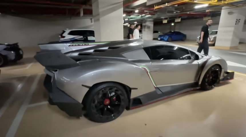Fake Lamborghini Veneno