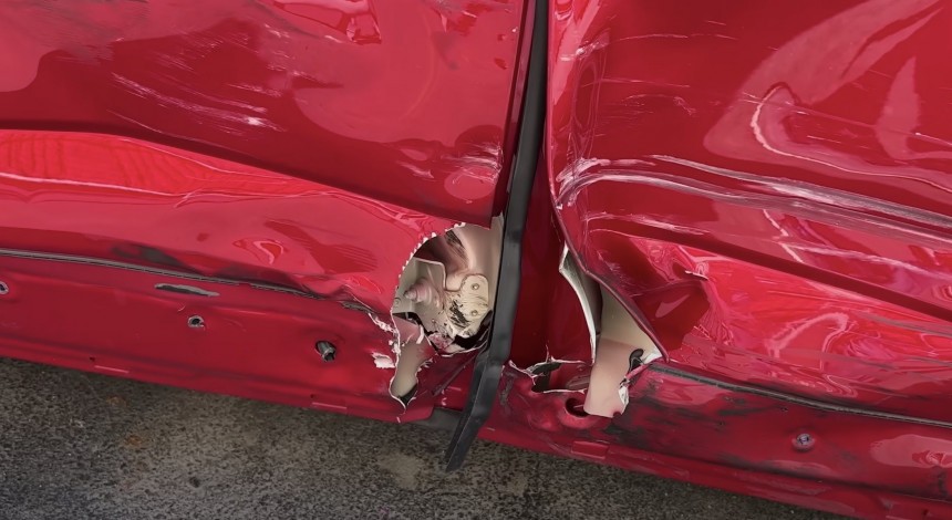 Lamborghini Urus crashed two hours into a one\-month rental
