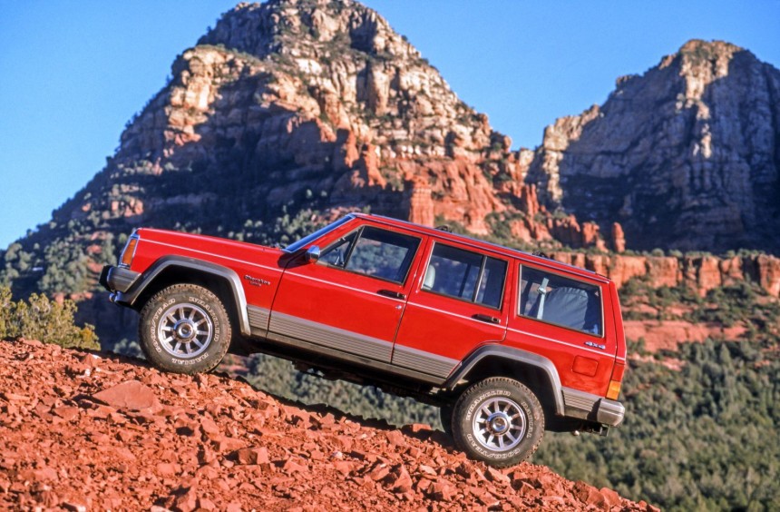 1985–92 Jeep Cherokee Laredo \(XJ\)