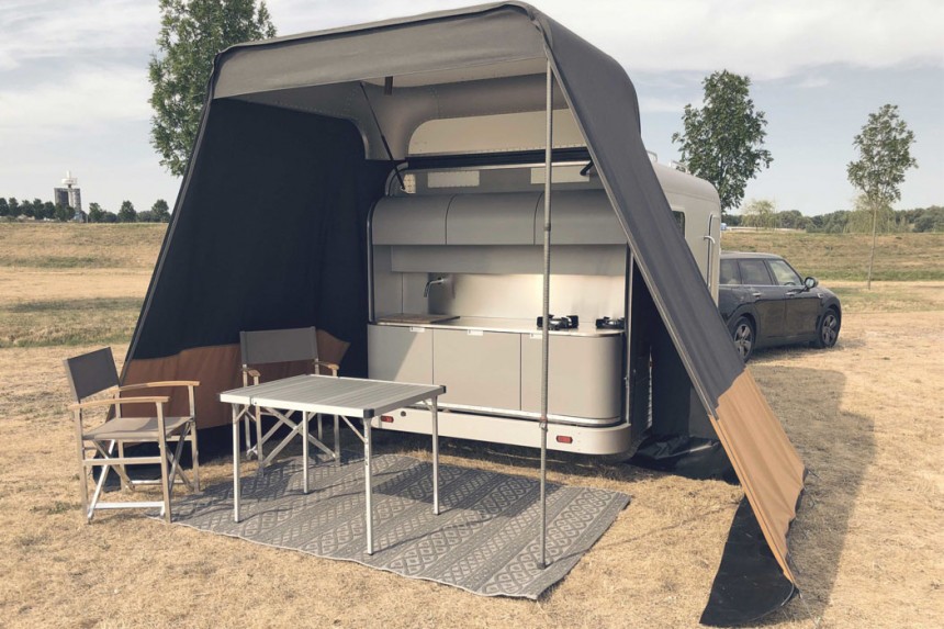Lume Traveler LT360 NO\. 1, the original camper with open roof and outdoor kitchen