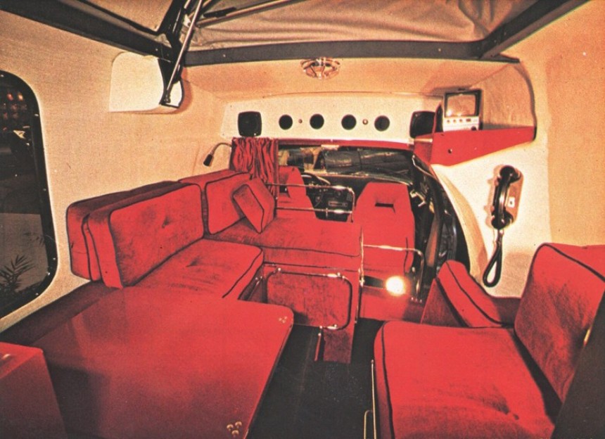 The Citroen CX Penthouse, a prototype for a luxury motorhome based on a 6\-wheel Citroen conversion