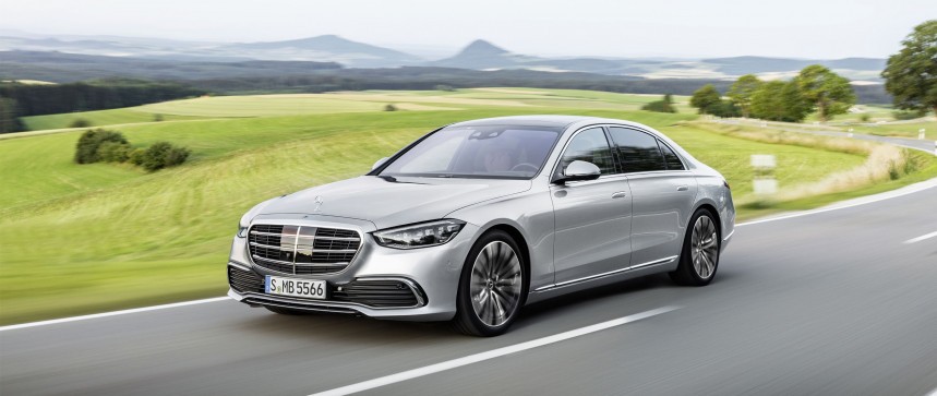 2021 Mercedes\-Benz S\-Class on Road