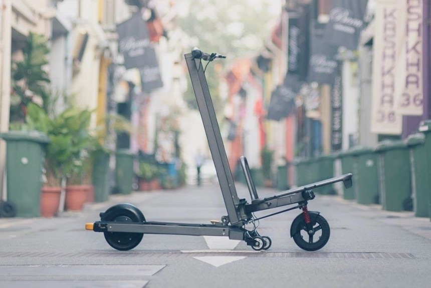 The MIMO C1 foldable e\-scooter transforms into a trolley, is perfect for cargo hauling