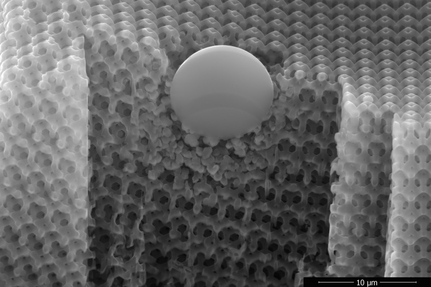 MIT and Caltech “nanoarchitected” Material