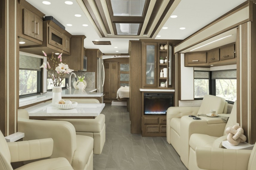 2022 New Aire Luxury Motor Coach