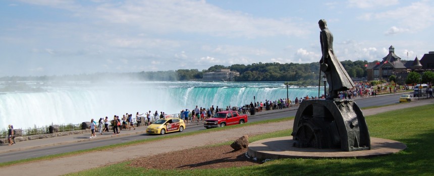 Nikola Tesla statue in Niagara Falls, Ontario