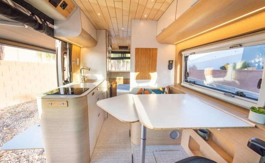 The Noovo Camper Features a Curvy and Cozy Interior Designed for Full\-Time Off\-Grid Living
