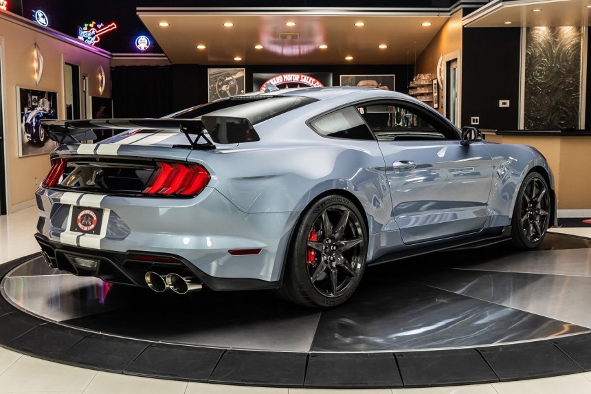 2022 Ford Mustang Shelby GT500 Heritage Edition