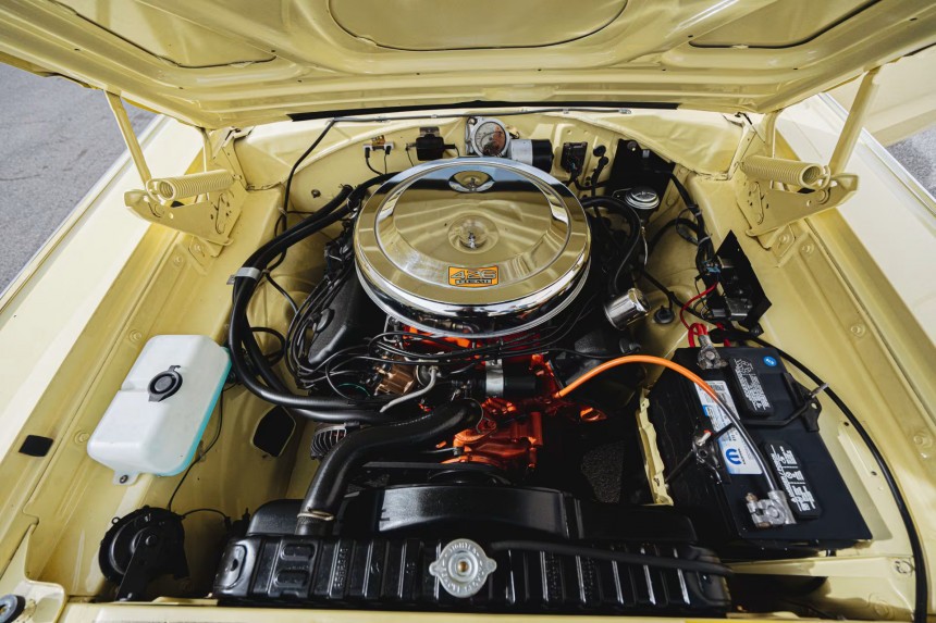 1966 Dodge Charger HEMI