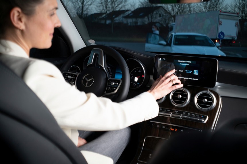 Mercedes\-Benz in\-car payment fingerprint authentication