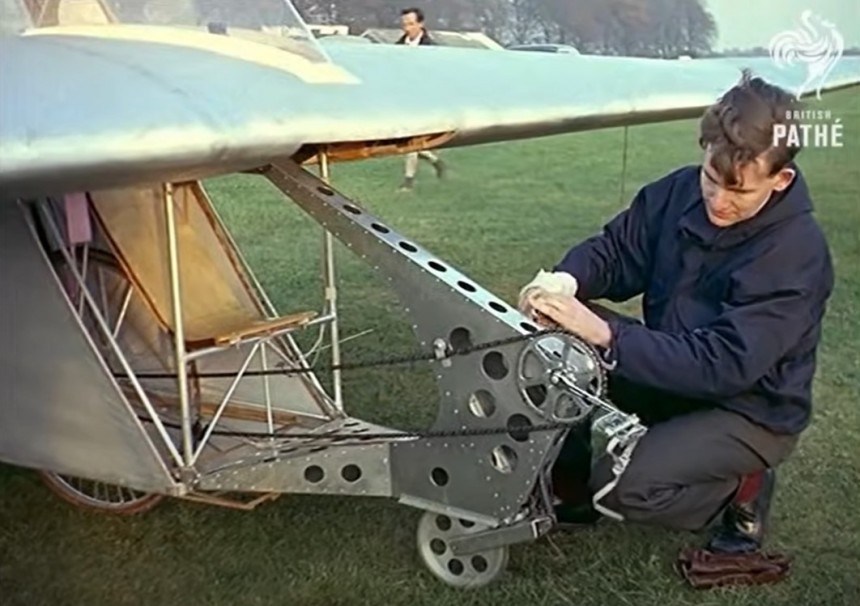 The 1961 SUMPAC is the first human\-powered aircraft to make an officially certified flight