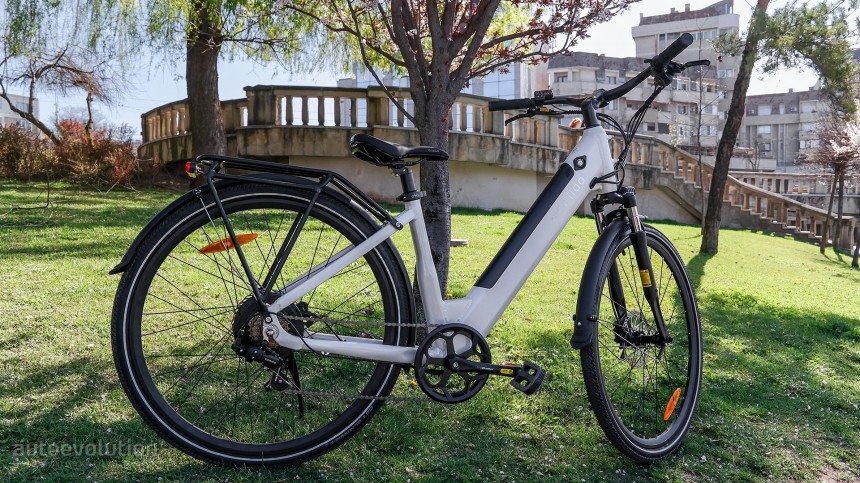 The C11 e\-bike from Fiido is made for the city, but also very good\-looking and affordable