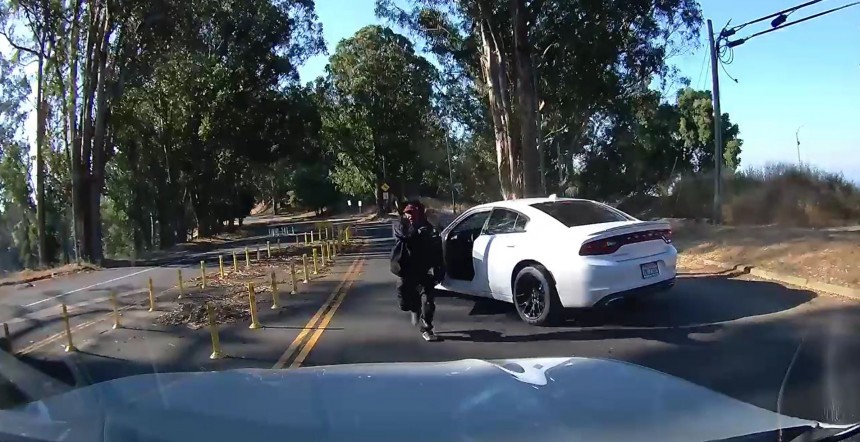 Dodge Charger Roadblock and Attempted Carjack