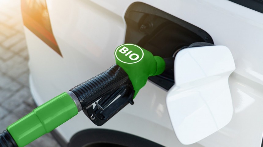 Stellantis tested a Jeep Compass on ethanol and said it is cleaner than an EV charged in Europe